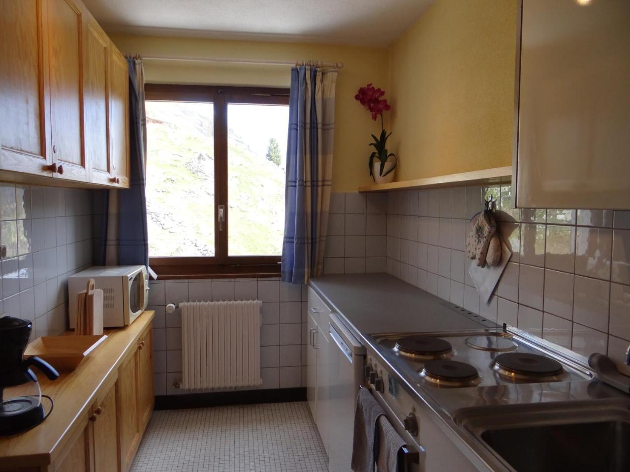 Arolles 303 Apartment อาโรลลา ภายนอก รูปภาพ